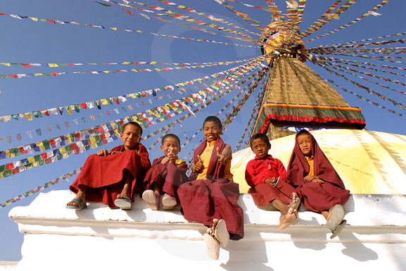 039 Monk children - Nepal